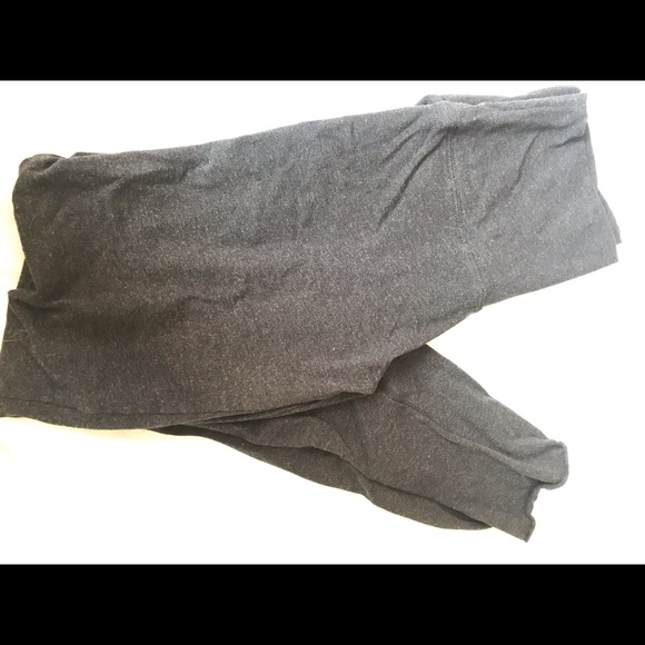 NWOT TNA leggings - Picture 3 of 3